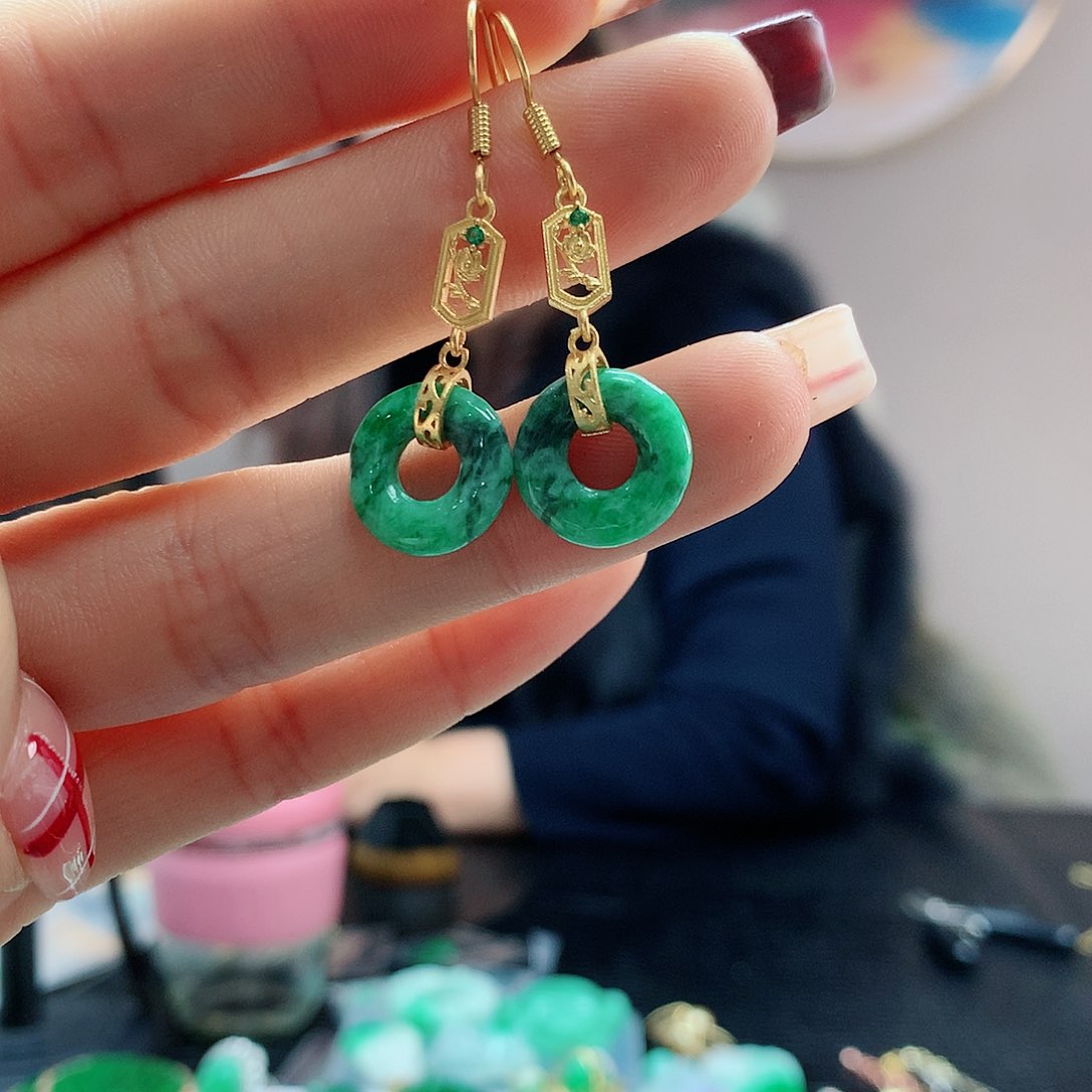 【闪购商品】翡翠耳饰未镶嵌，