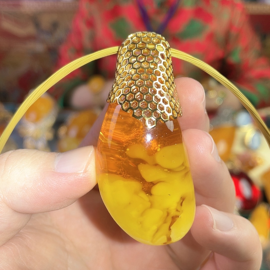 琥珀吊坠(赠链)银S925镀金镶嵌