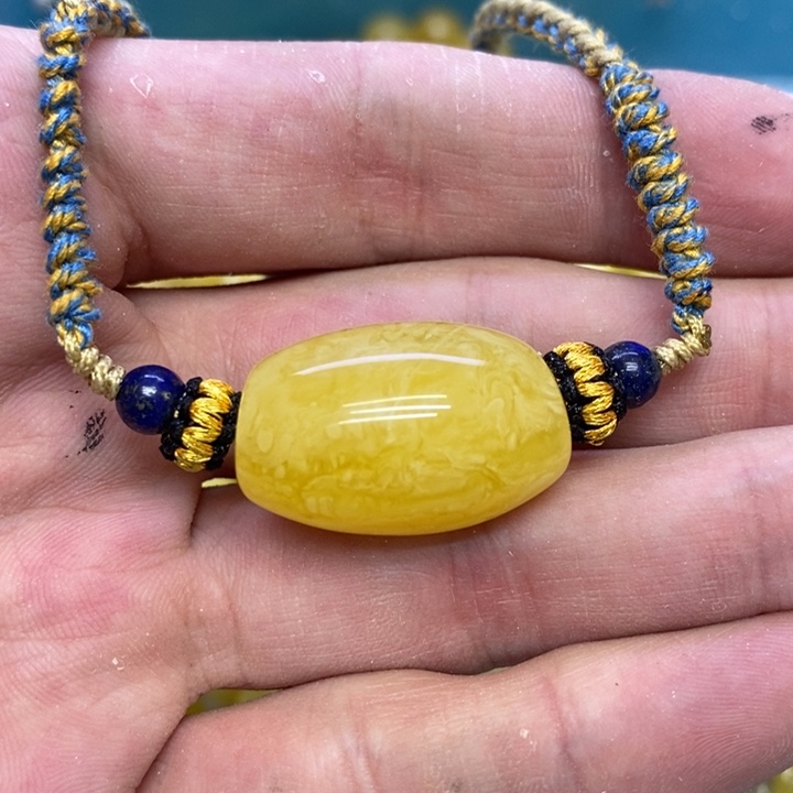 蜜蜡裸石未镶嵌珠