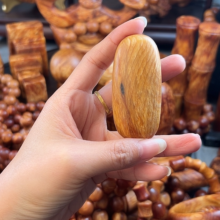 无事牌松木（琥珀木）