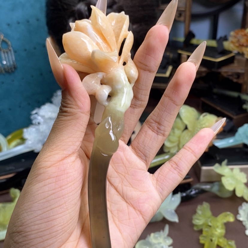 【闪购商品】蛇纹石玉未镶嵌发饰《****》