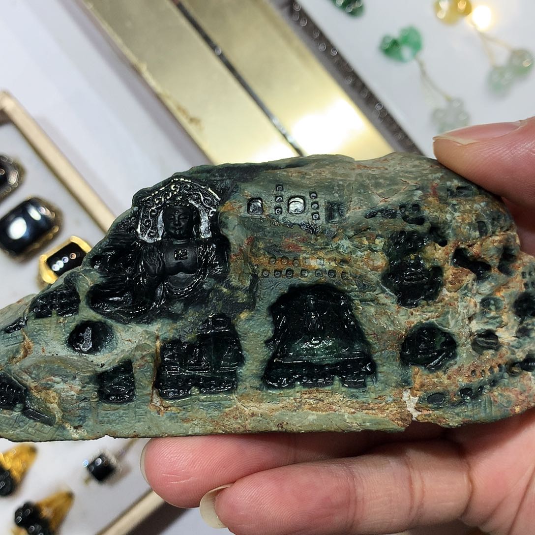 定制翡翠未镶嵌翡翠