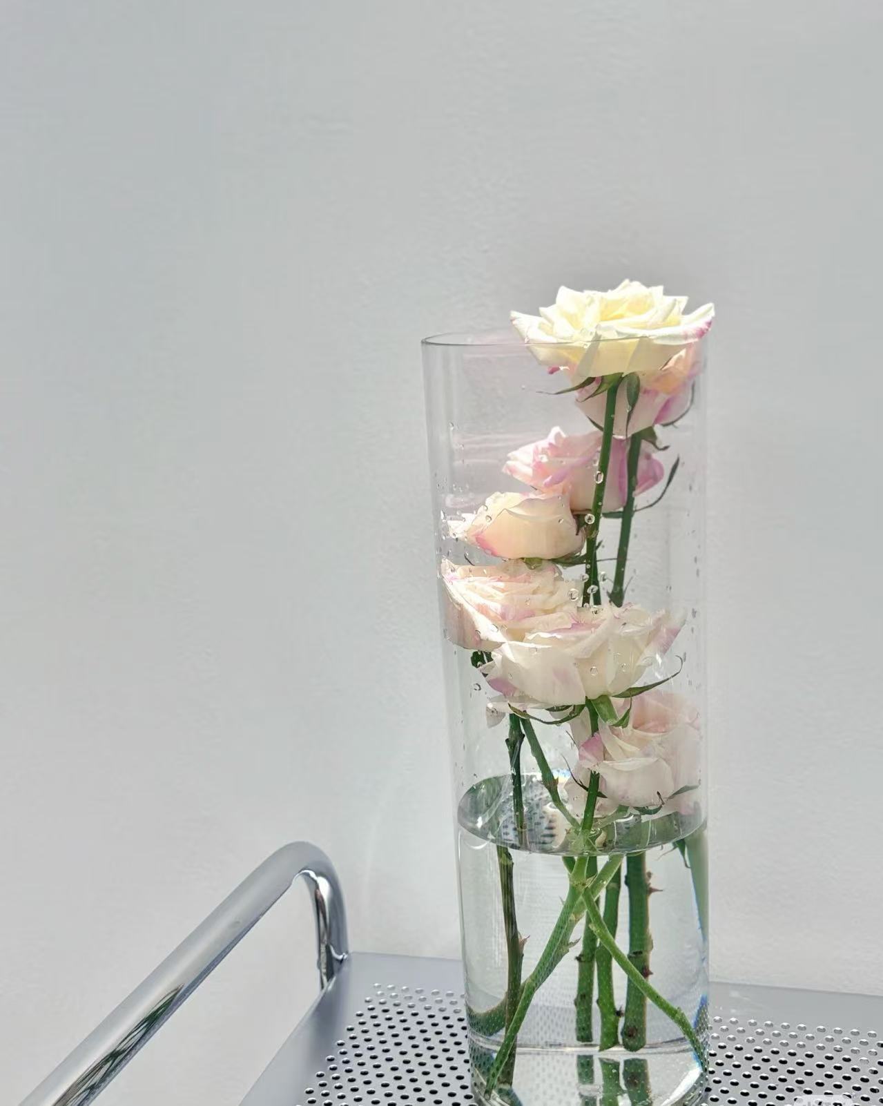 鲜切花辅材：透明亚克力花瓶