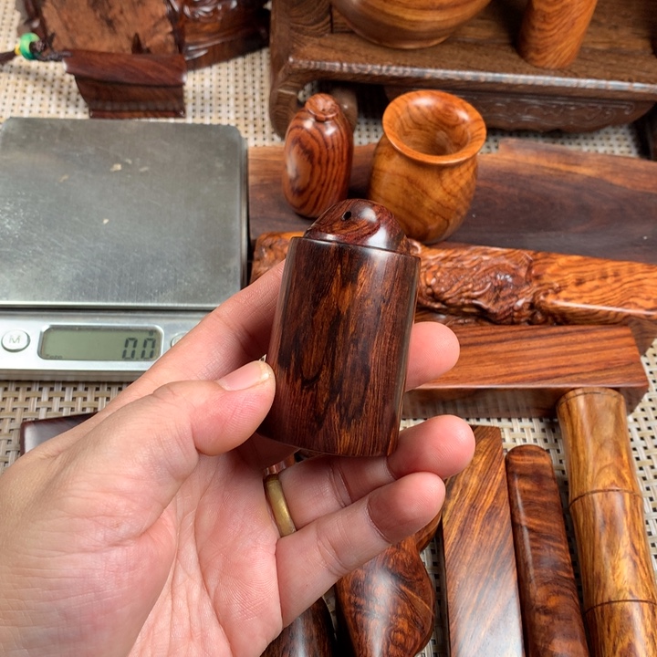 唐***宝黄花梨/降香黄檀华之艺海黄工艺