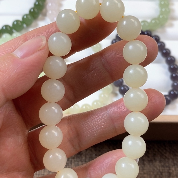 和田玉手串未镶嵌