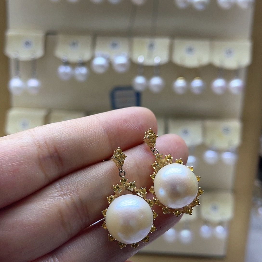 银S925镶嵌淡水珍珠耳饰