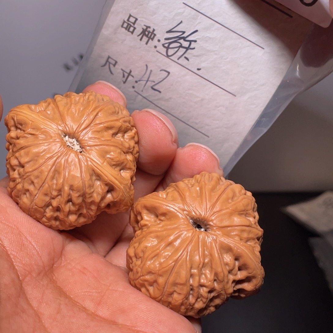 文玩核桃吊坠文玩核桃