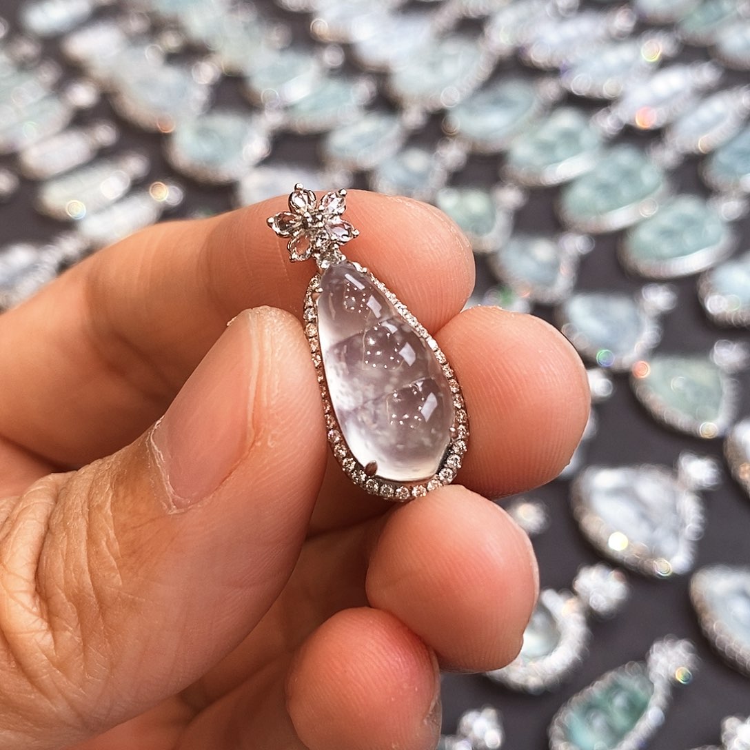 翡翠颈饰18K金镶嵌啊啊啊啊啊