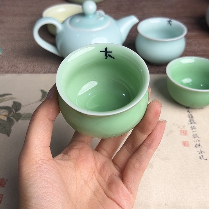 龙泉云间青瓷小米茶器