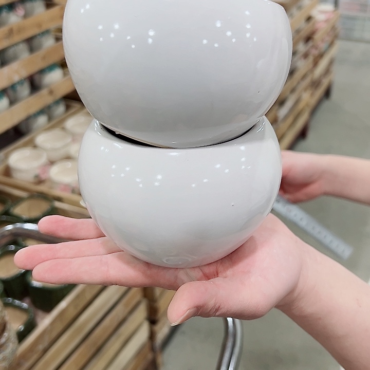 有孔.凑满10元发货多肉陶瓷花盆！