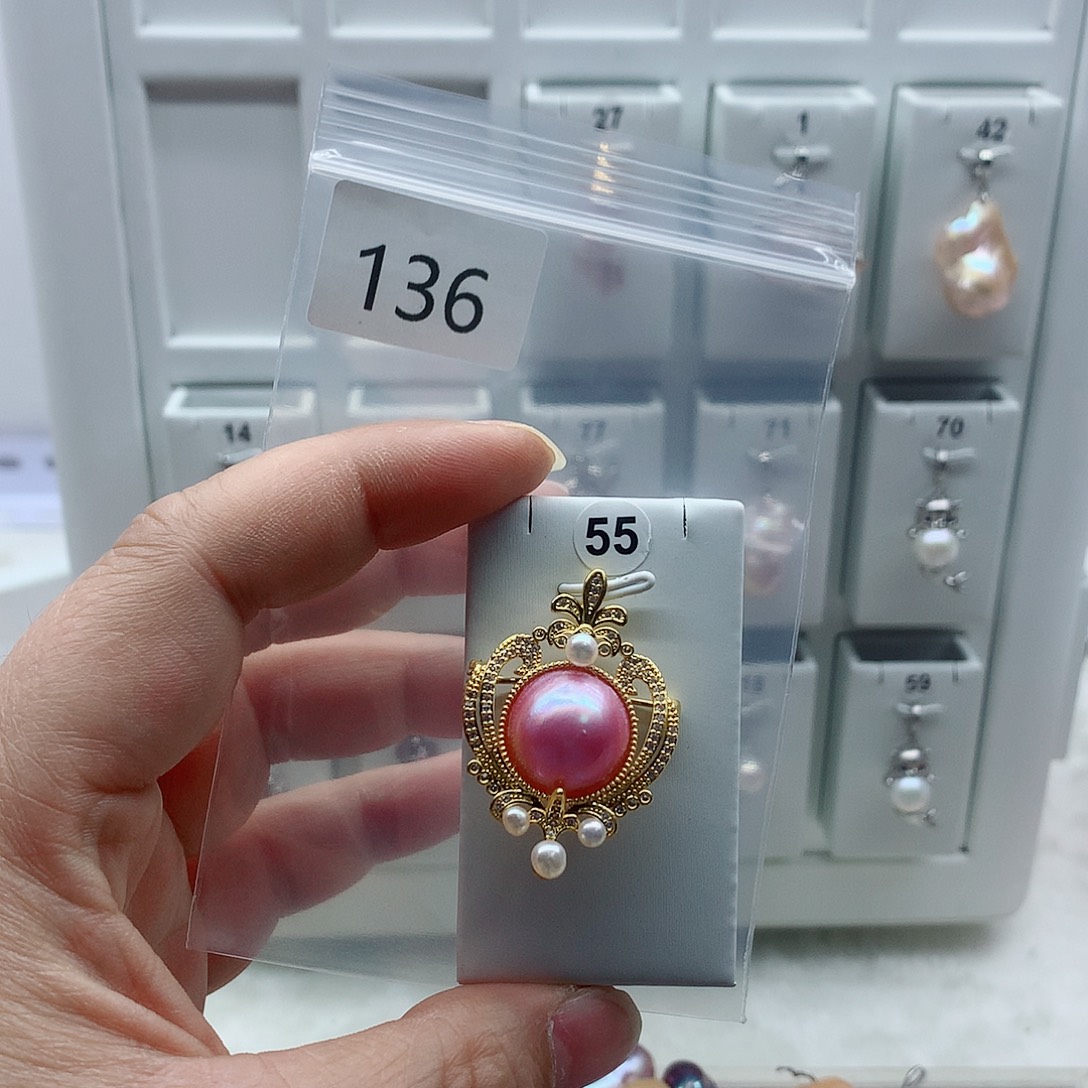 淡水珍珠吊坠(不含链)合金