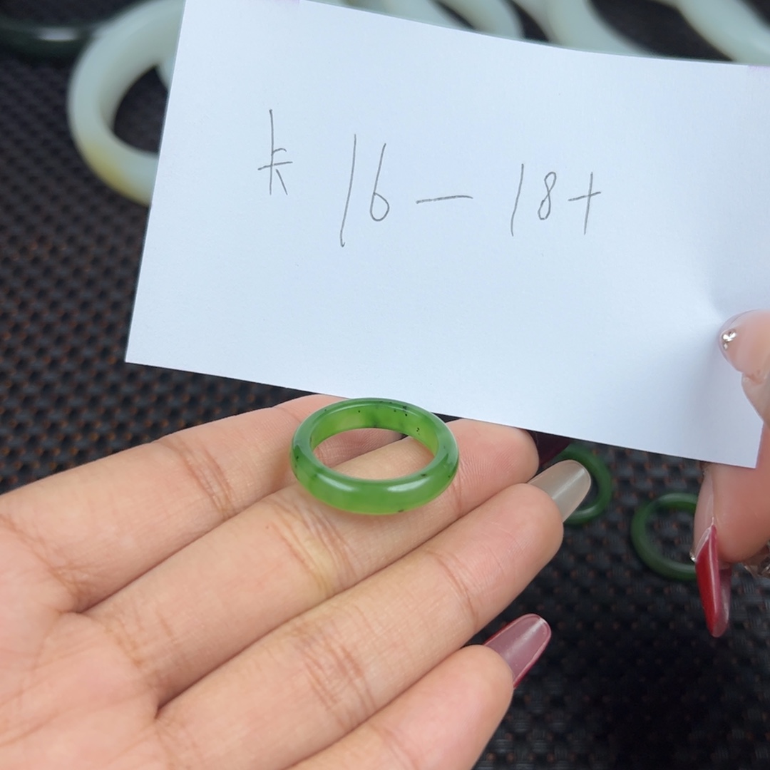 和田玉吊坠未镶嵌