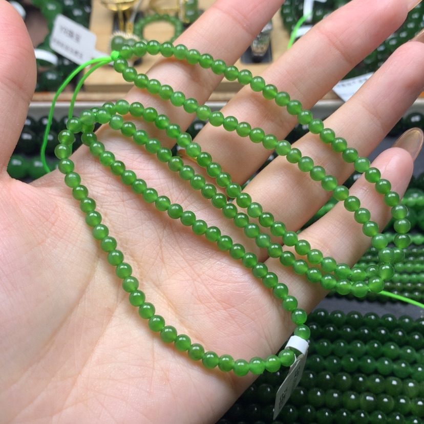 【闪购商品】颈饰未镶嵌和田玉（碧玉）小*4