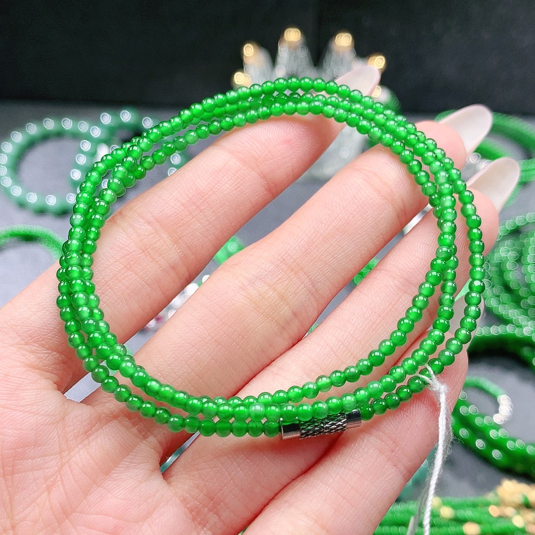 胖***儿翡翠未镶嵌手串项链