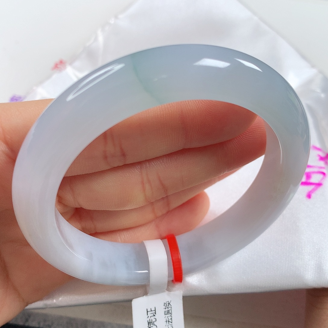 翡翠手镯未镶嵌 正圈①⑤③