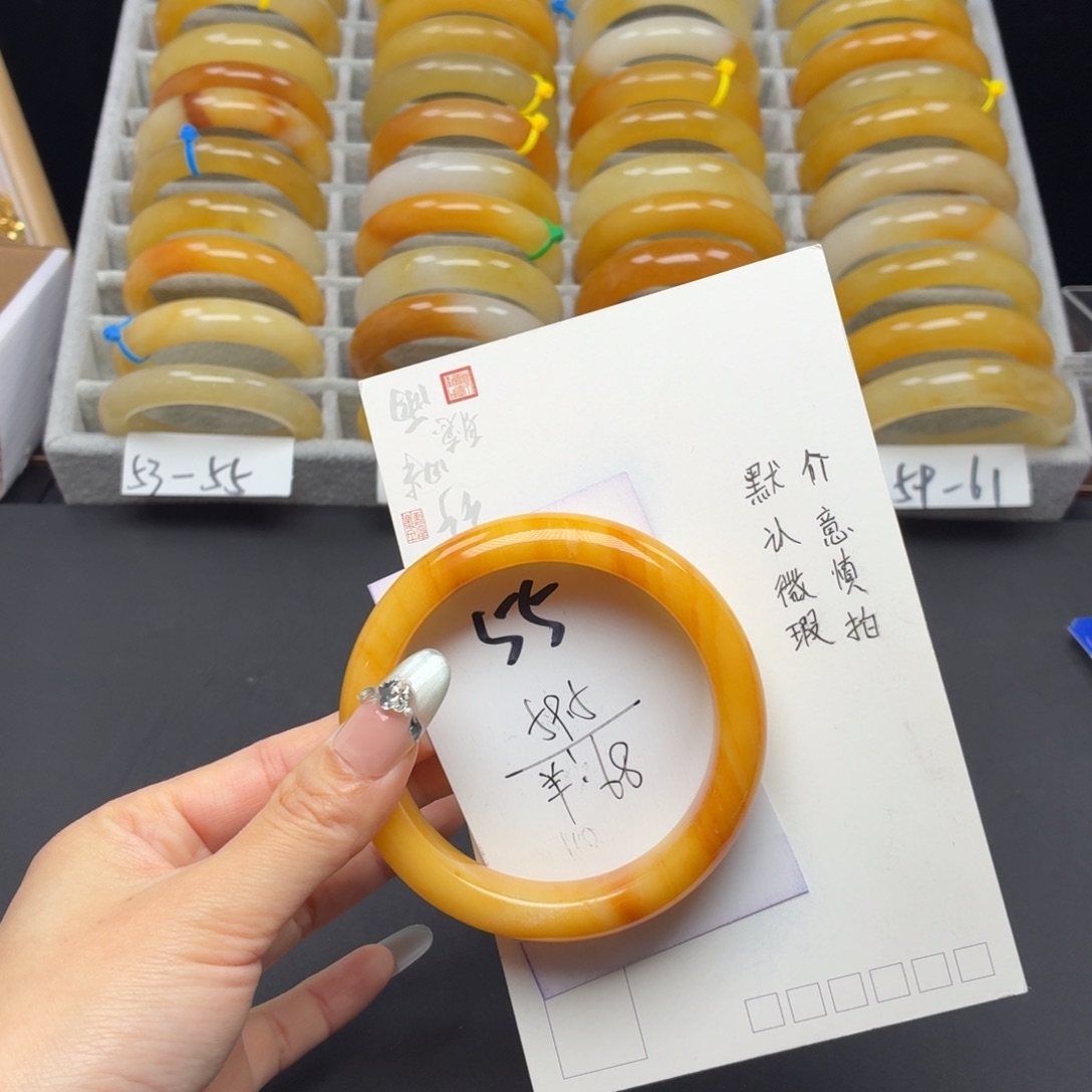 石英质玉未镶嵌手镯55