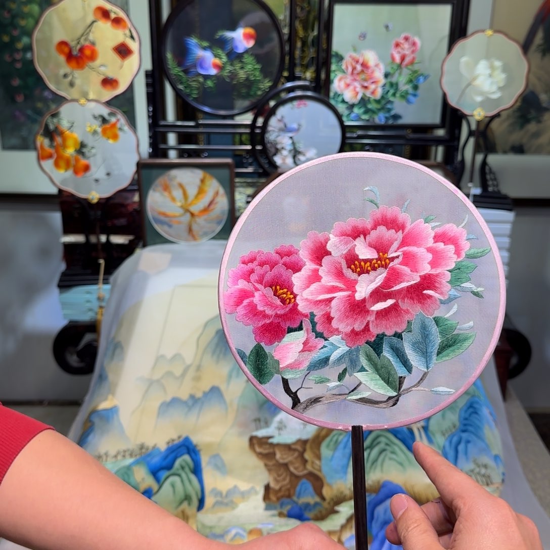 刺绣刺绣工艺精湛