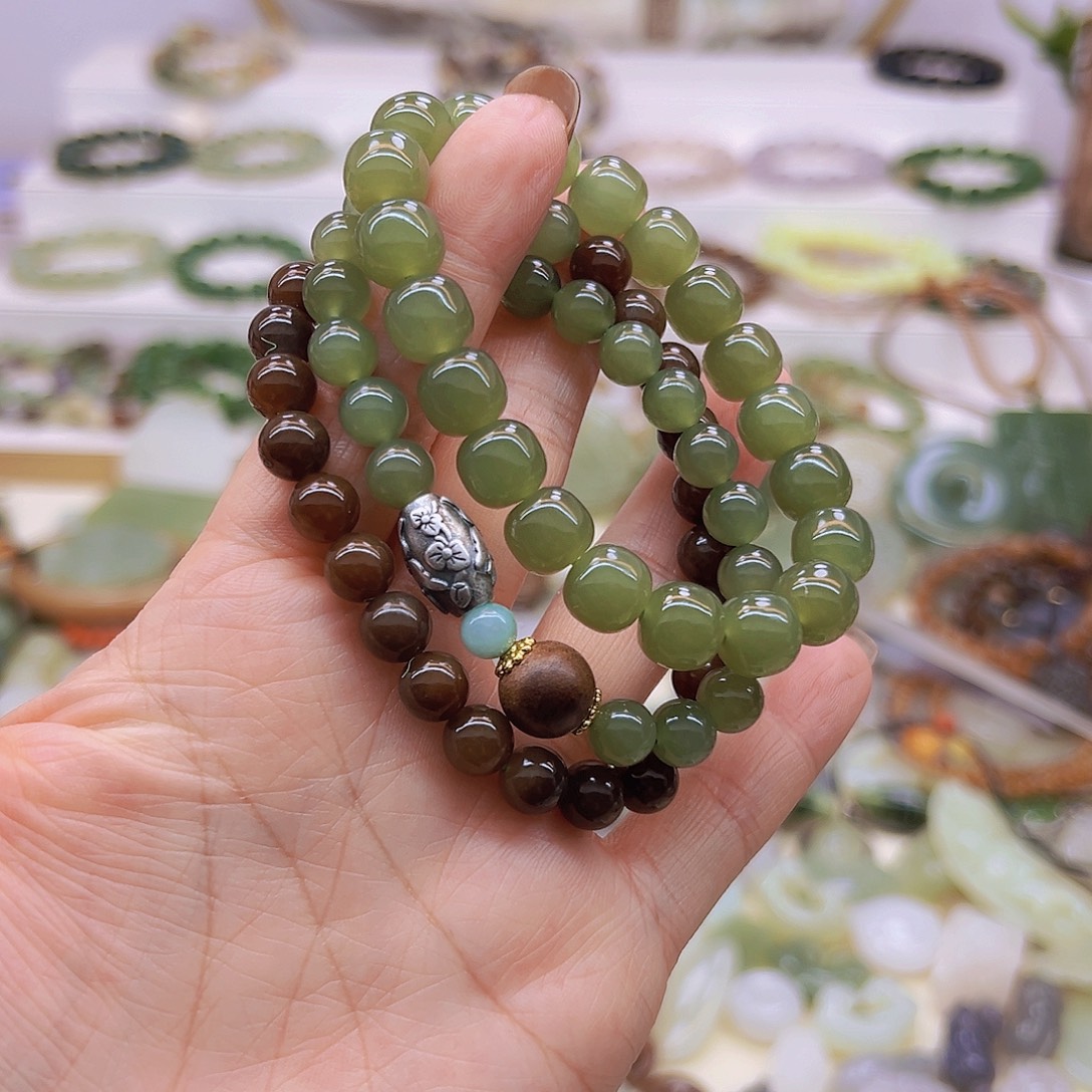 快***乐和田玉未镶嵌手串