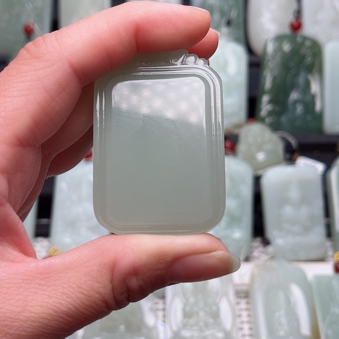 和田玉挂件未镶嵌百****店