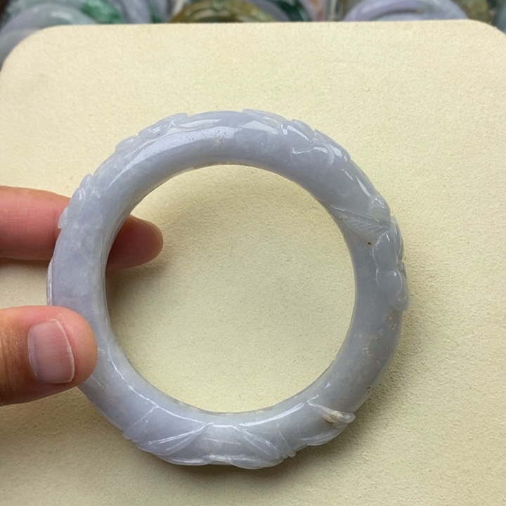 翡翠未镶嵌手镯58.2圈