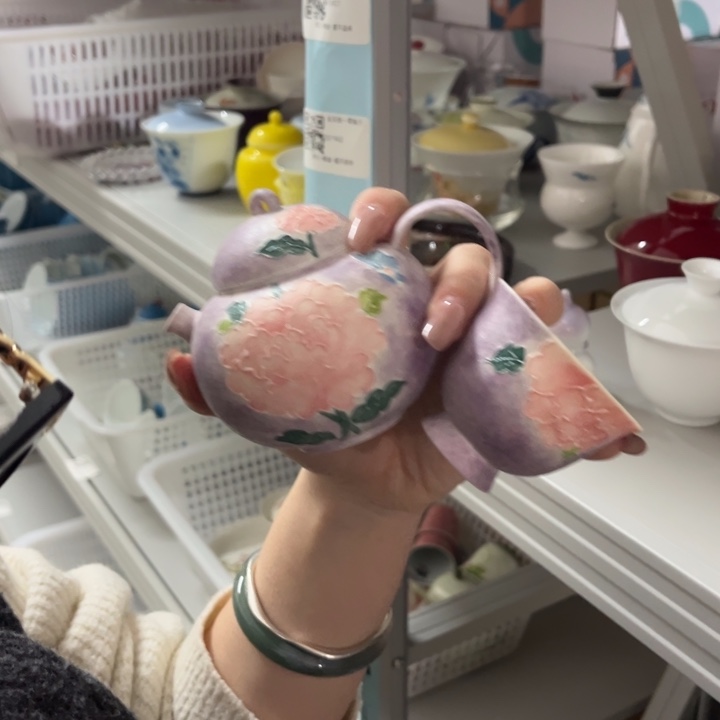 两件套哈哈哈哈哈哈哈哈哈哈