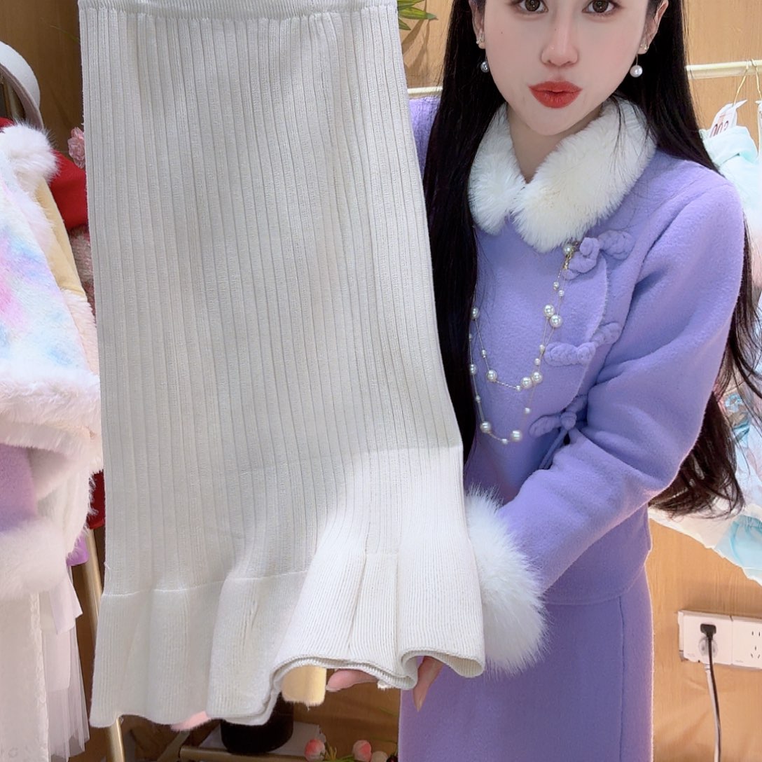 女装新潮流百色女装鱼尾裙