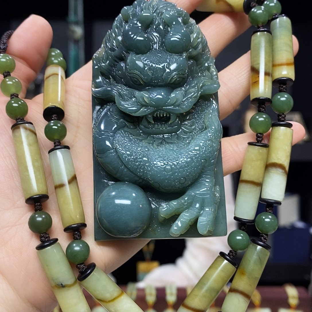 岫玉挂件吊坠未镶嵌