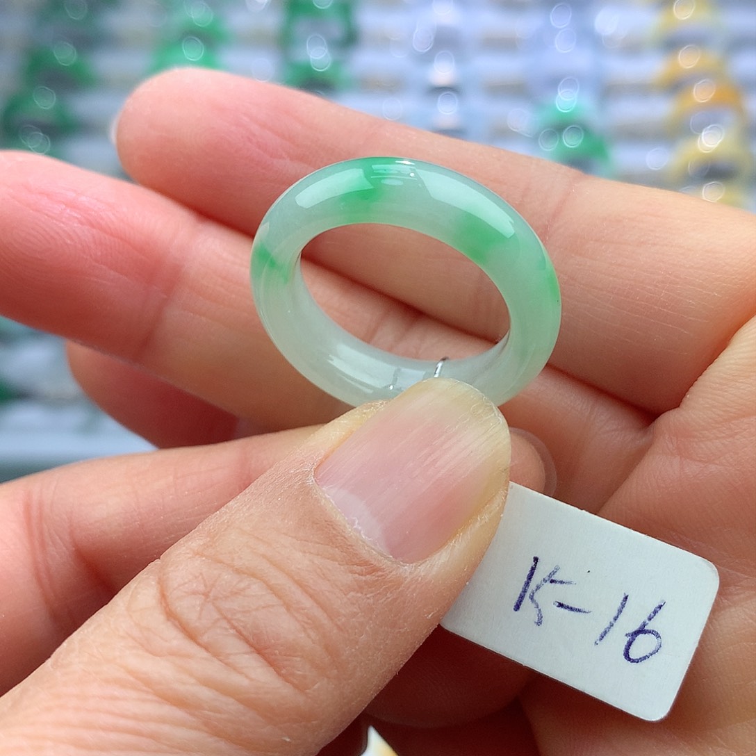 翡翠戒指未镶嵌15-16号