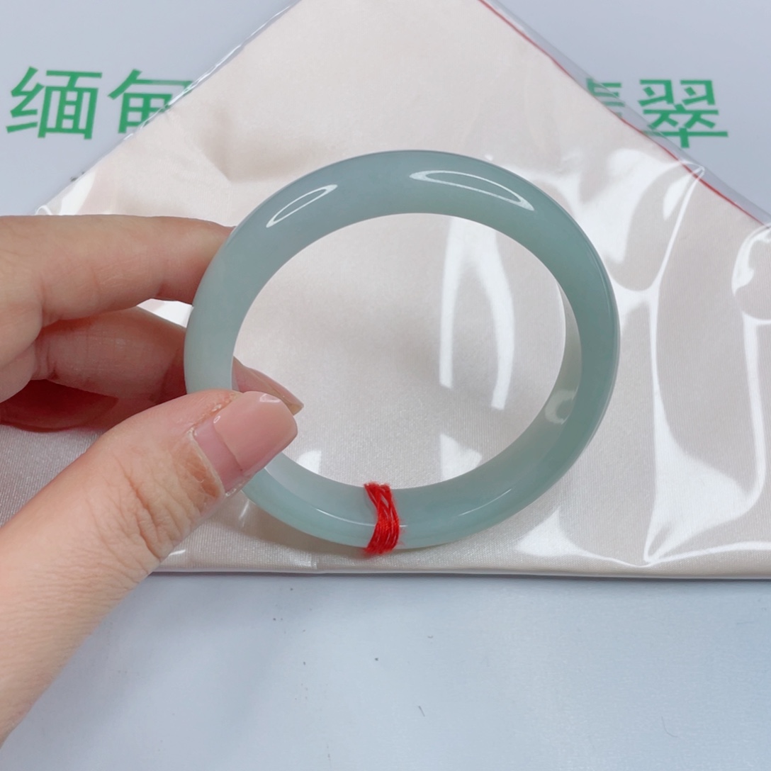 Y***-翡翠未镶嵌手镯冰胶条手镯