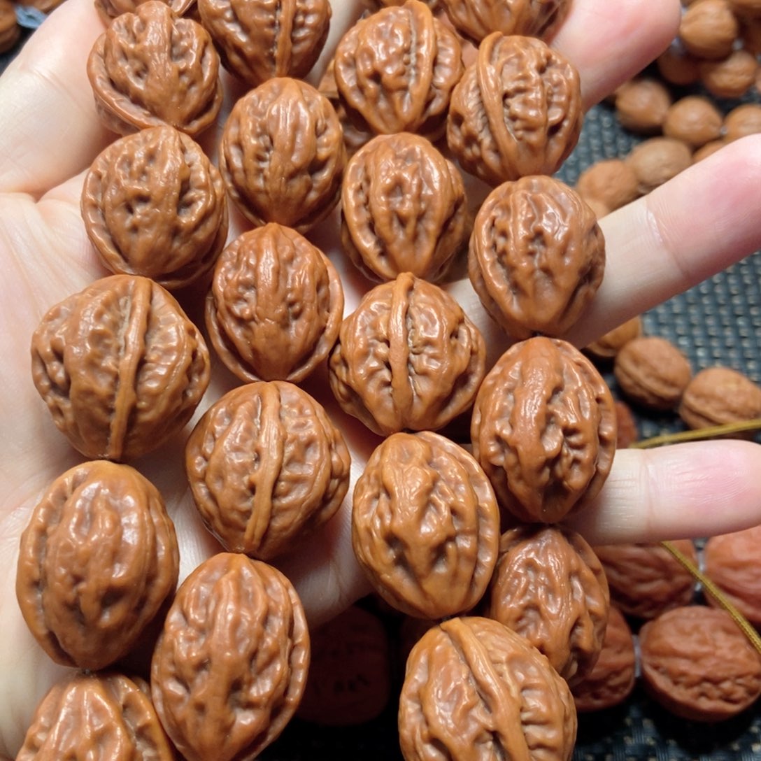 手串桃核龙骨脖挂