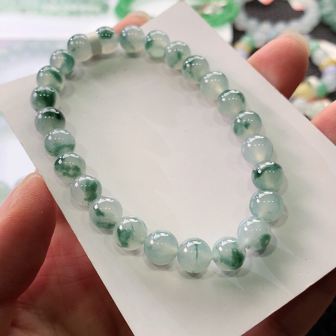 翡翠手链未镶嵌翡翠