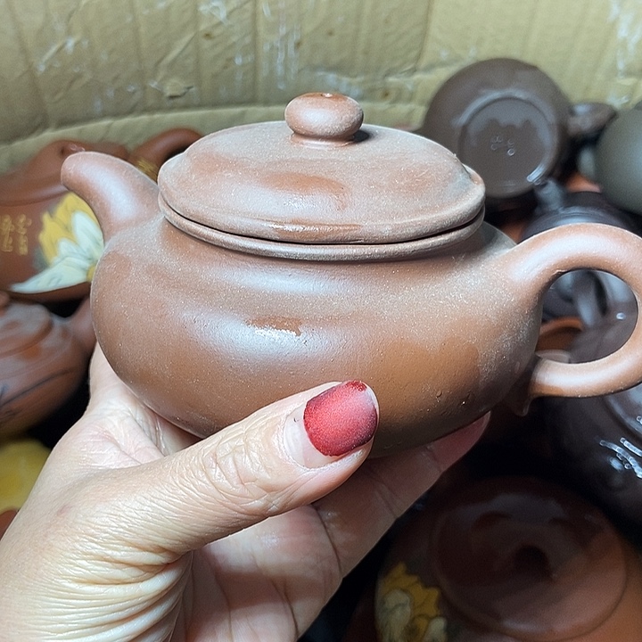 手工制作宜兴紫砂茶壶