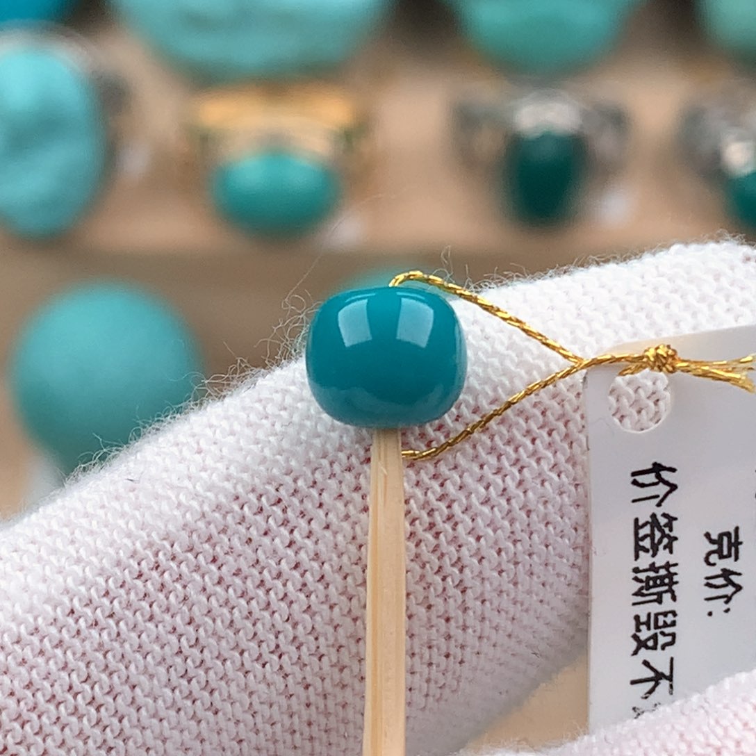 绿松石配饰未镶嵌卡6.7*6