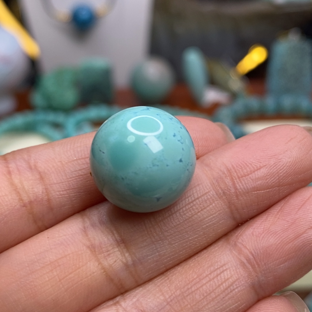 绿松石未镶嵌珠宝奇石15.9