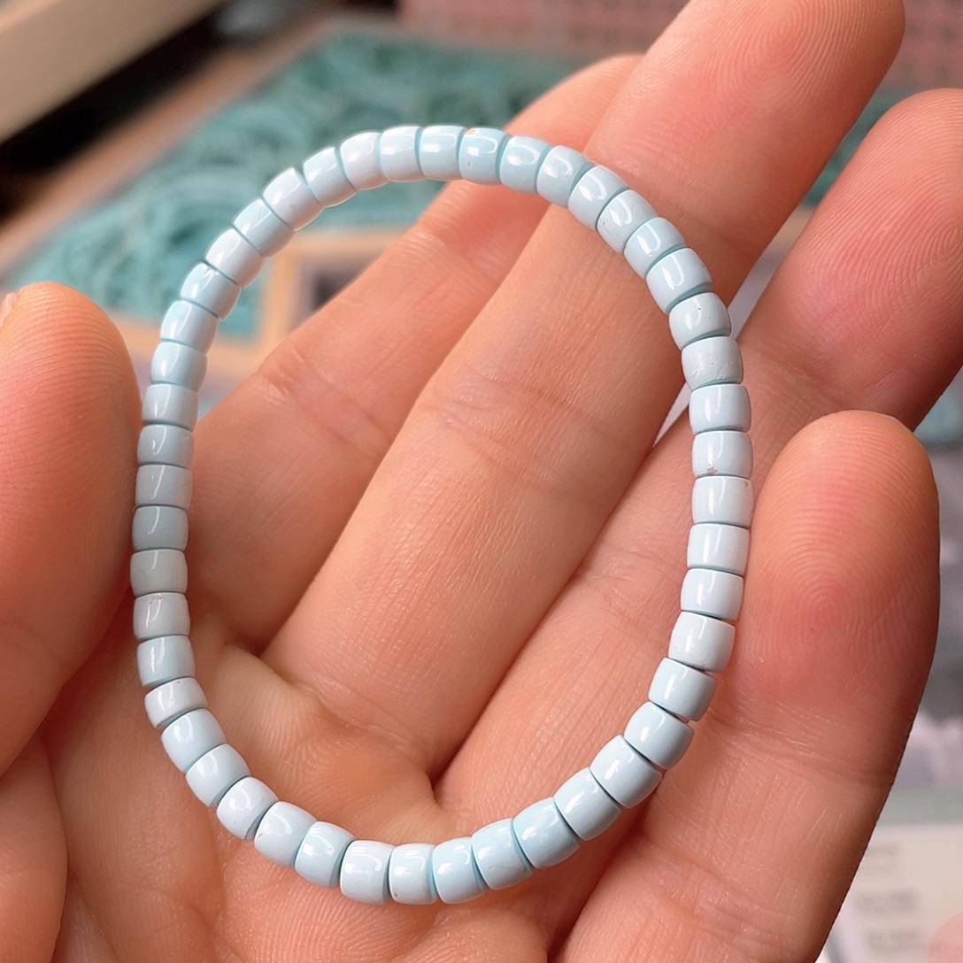 绿松石未镶嵌颈饰