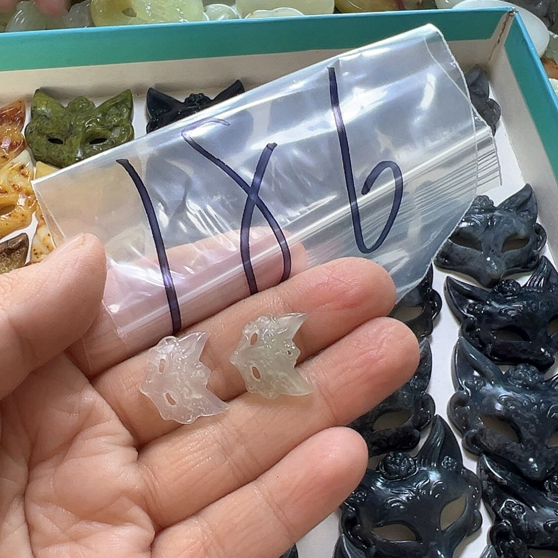 蛇纹石玉颈饰未镶嵌妃****.186