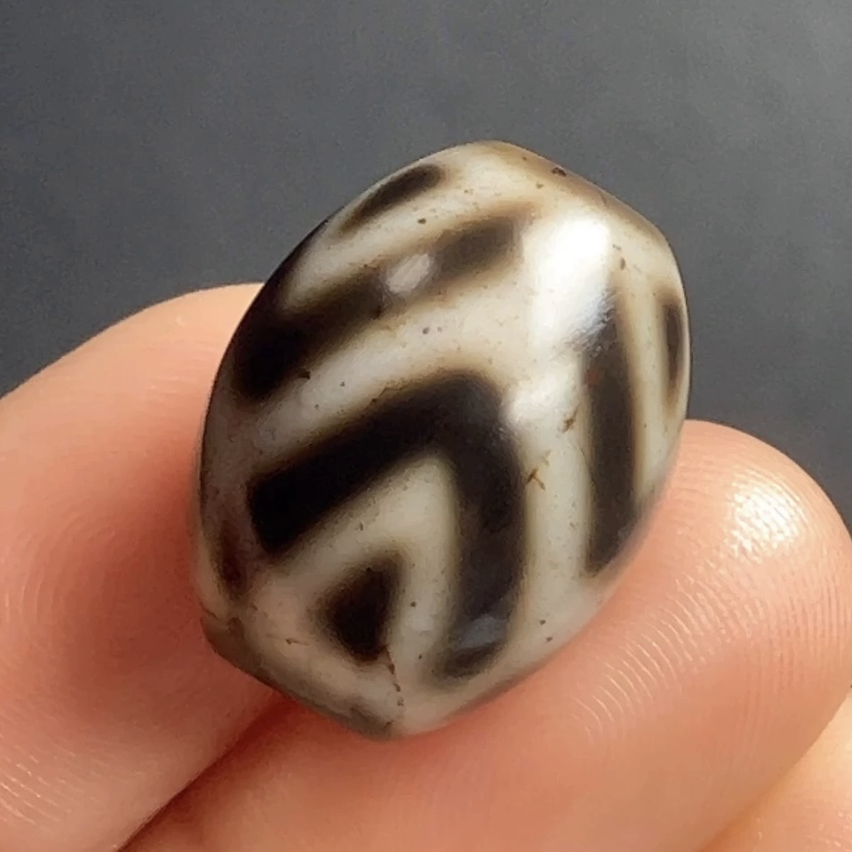 良品顶料朱砂龟甲金刚六眼达洛天珠天然玛瑙真品民族风18.5x14.6