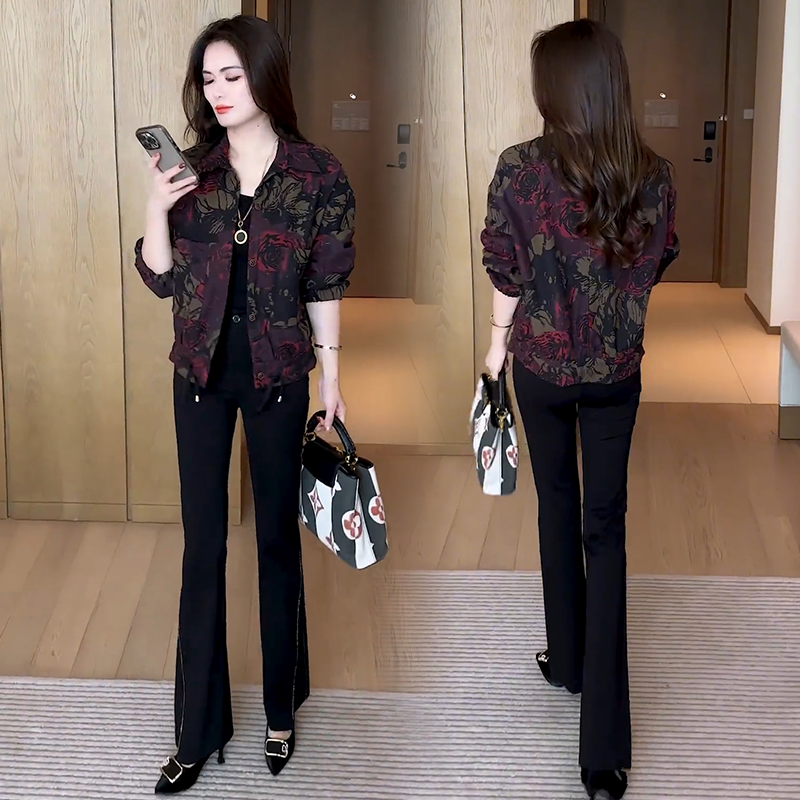 时尚印花短款外套女2025秋季新款洋气显瘦遮肉小个子百搭夹克上衣