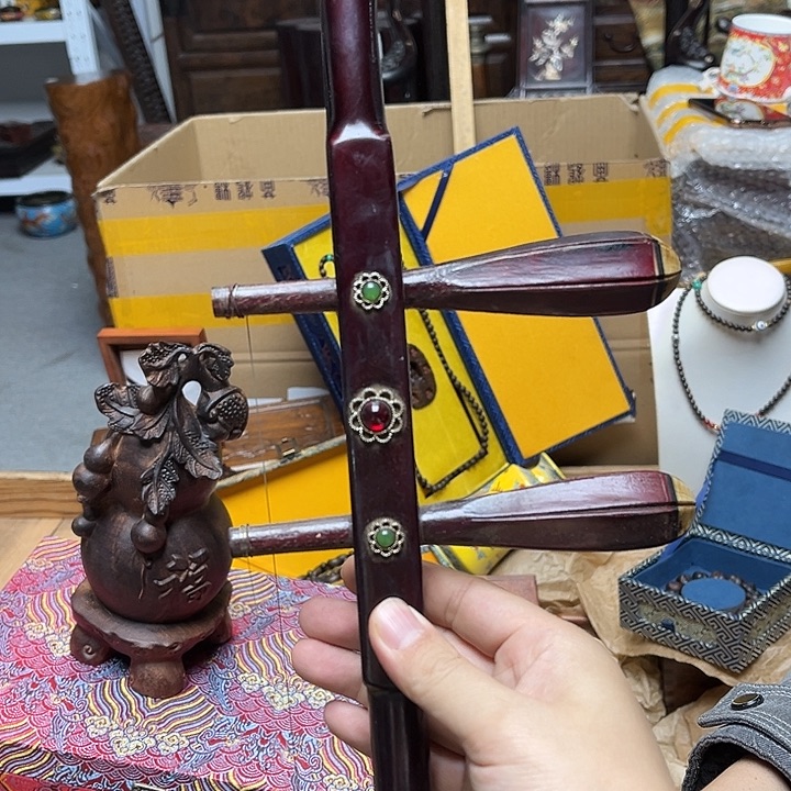 大叶紫檀（黑酸枝木类）