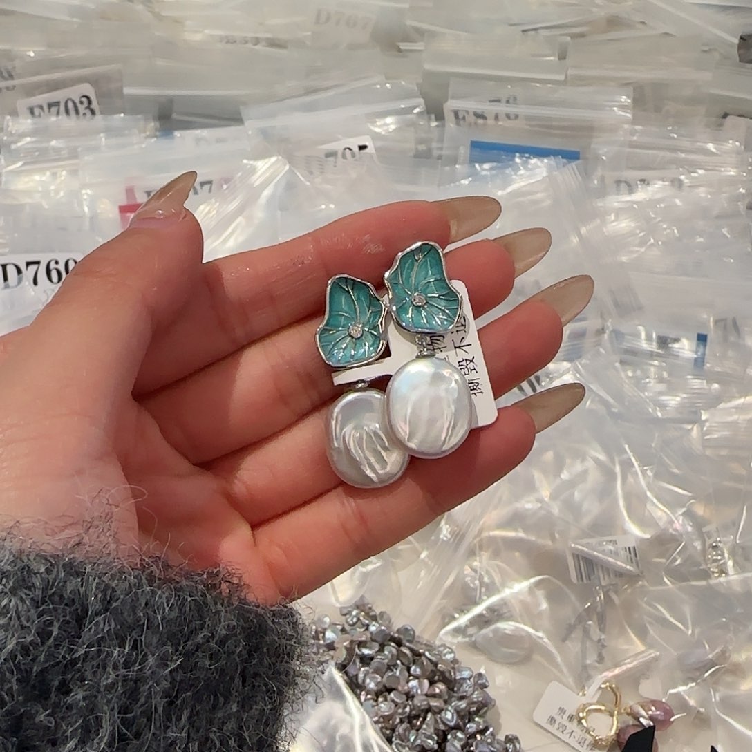 淡水珍珠耳饰合金