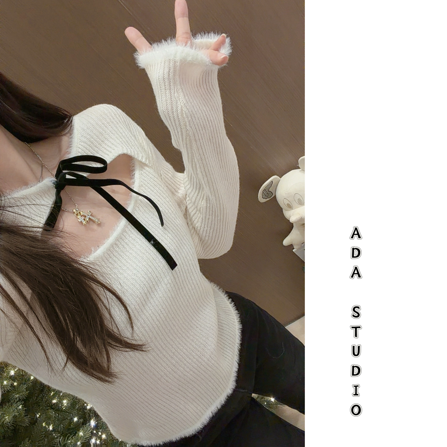 Ada定制【梦幻之旅】秋冬韩系温柔纯欲风白色丝绒拼接时尚针织衫