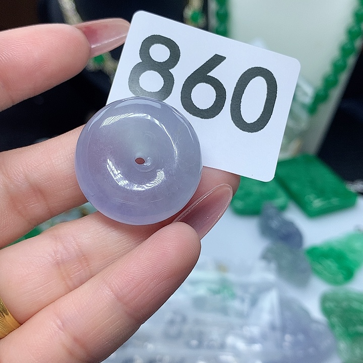 翡翠吊坠(赠链)未镶嵌