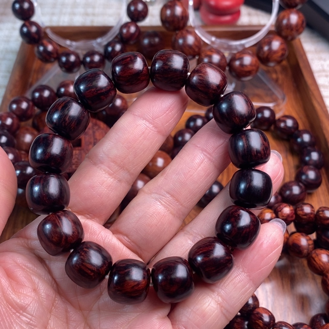 和***贵木红降花梨公黑金火焰纹1314全品精挑