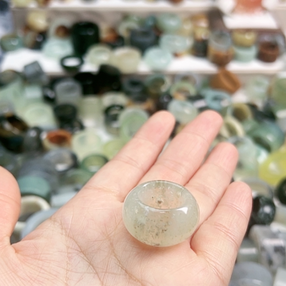 【闪购商品】蛇纹石玉戒指未镶嵌S****a