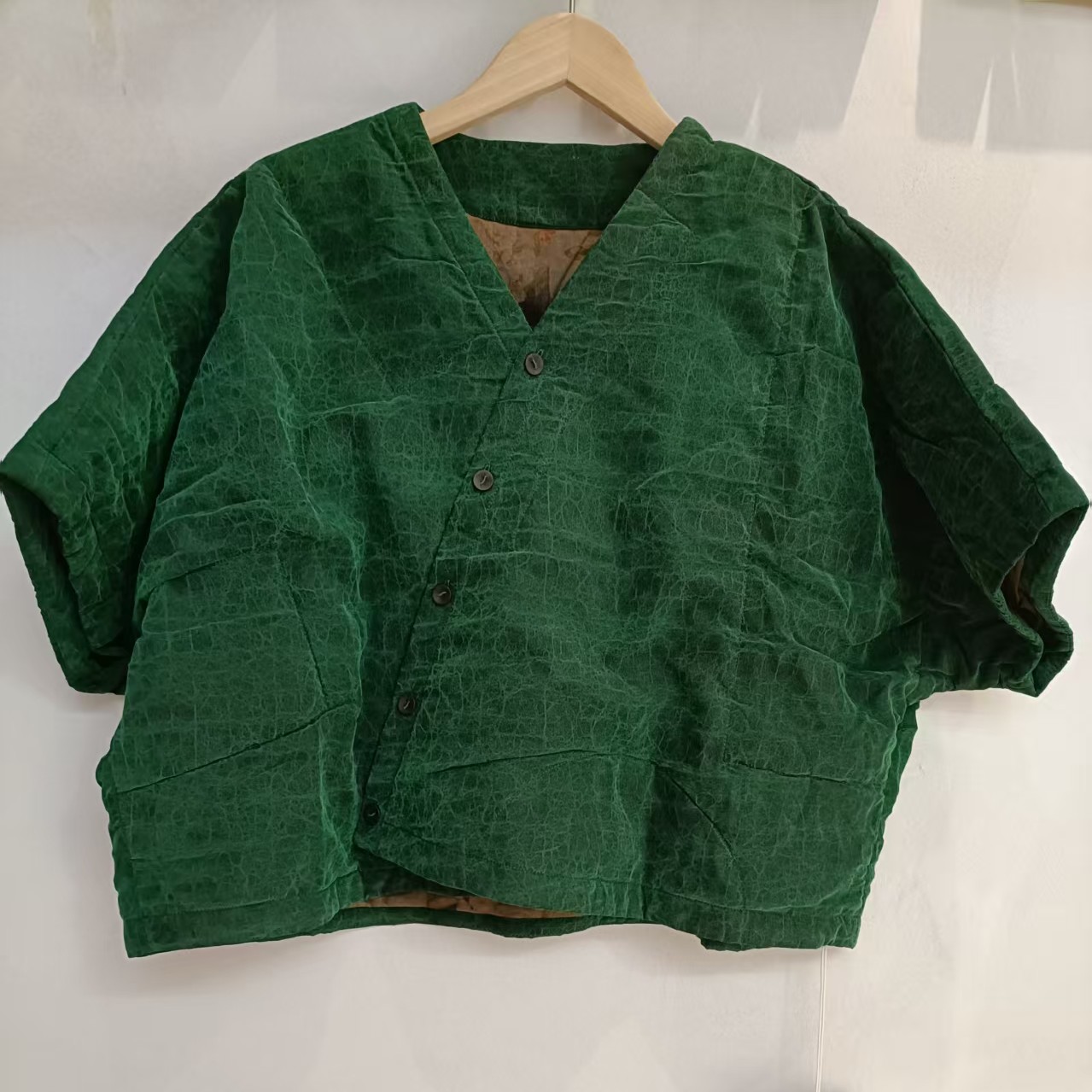 衣介分享 慢慢变蓝 茶 系列  V领  斜门襟 棉服332051