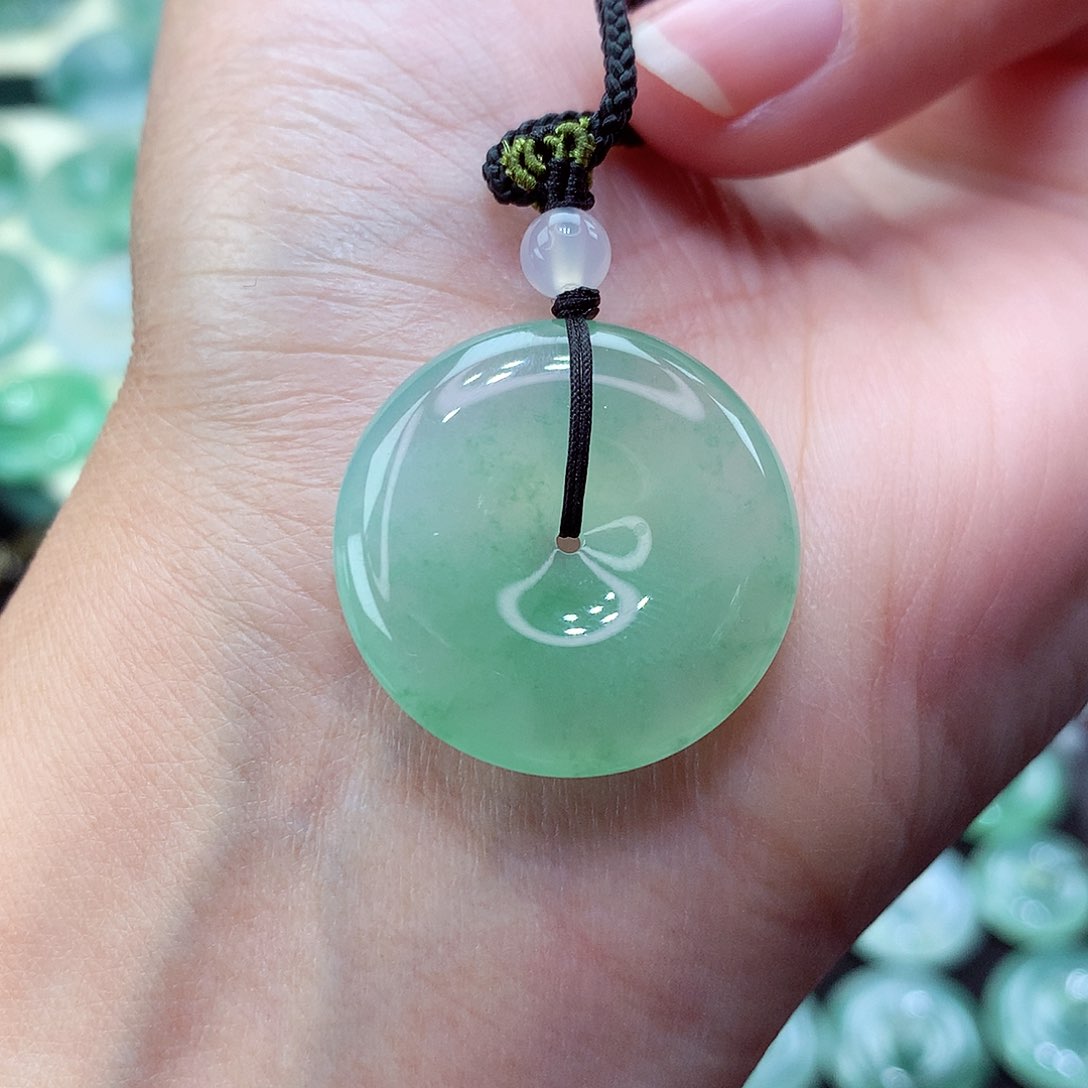 翡翠颈饰未镶嵌32尺寸25.3-5.3