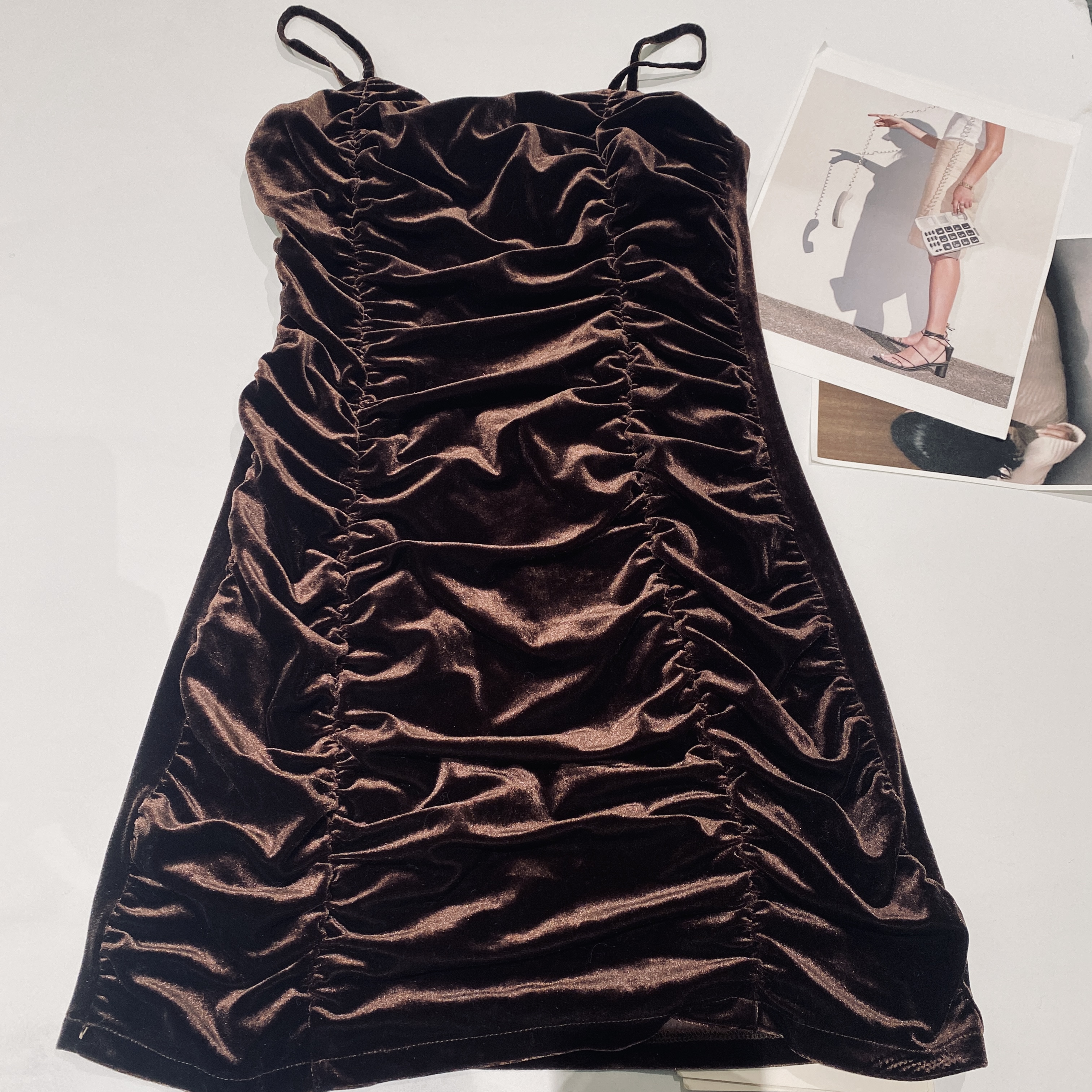 RRROSE丝绒褶皱连衣裙