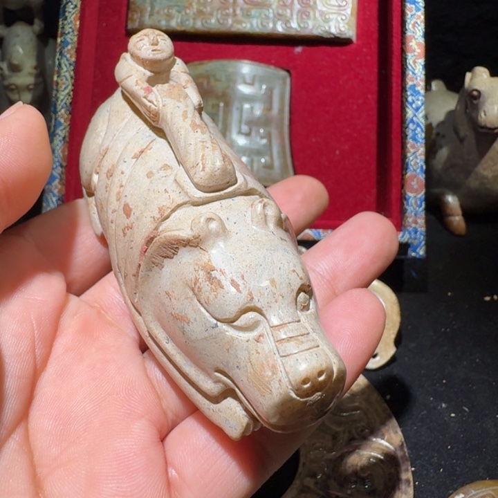 古***吴和田玉（糖玉）未镶嵌颈饰