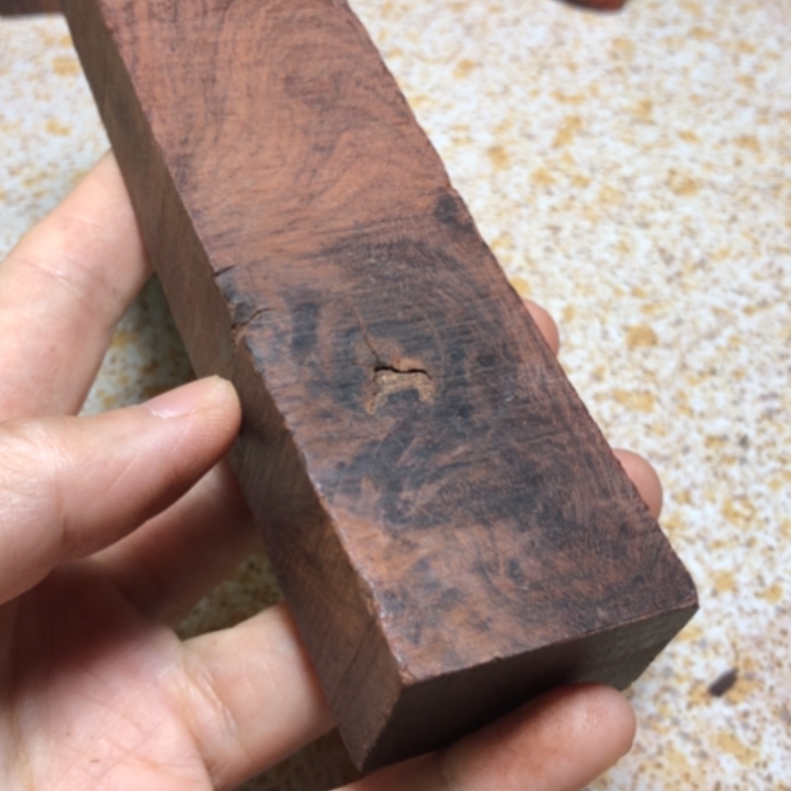 【闪购商品】檀香紫檀（小叶紫檀）F****e