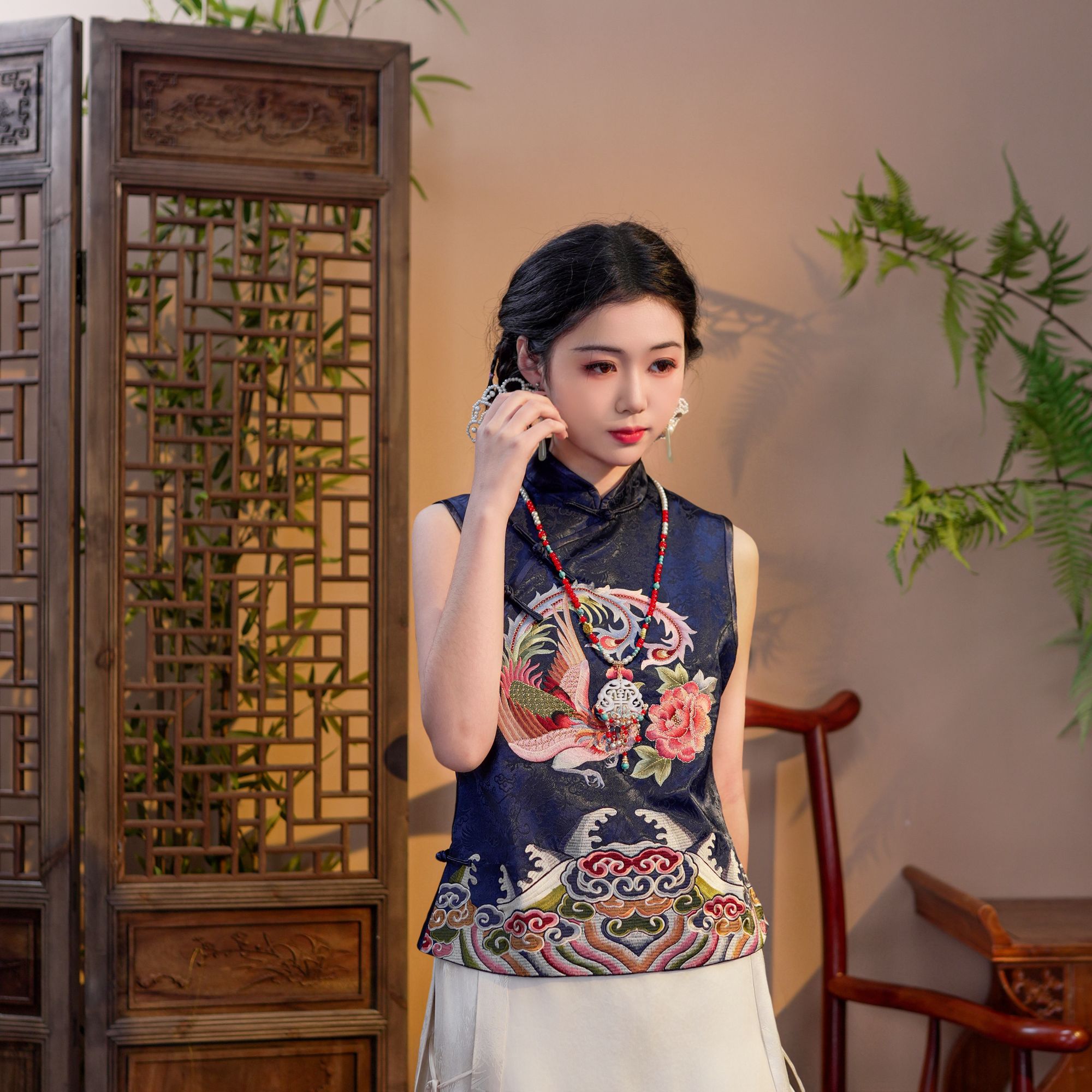 [凤翎]重工国风刺绣斜襟马甲中式马夹中国风